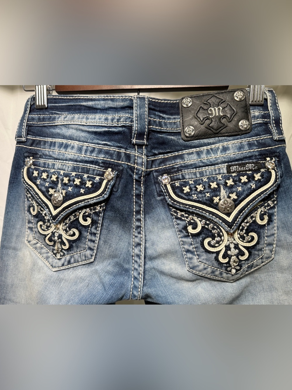 Miss Me Signature Cuffed Capri rhinestones